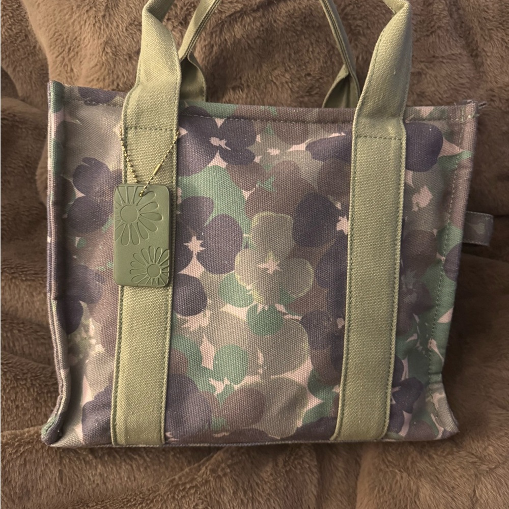 Claire's Green and Purple Floral Tote
